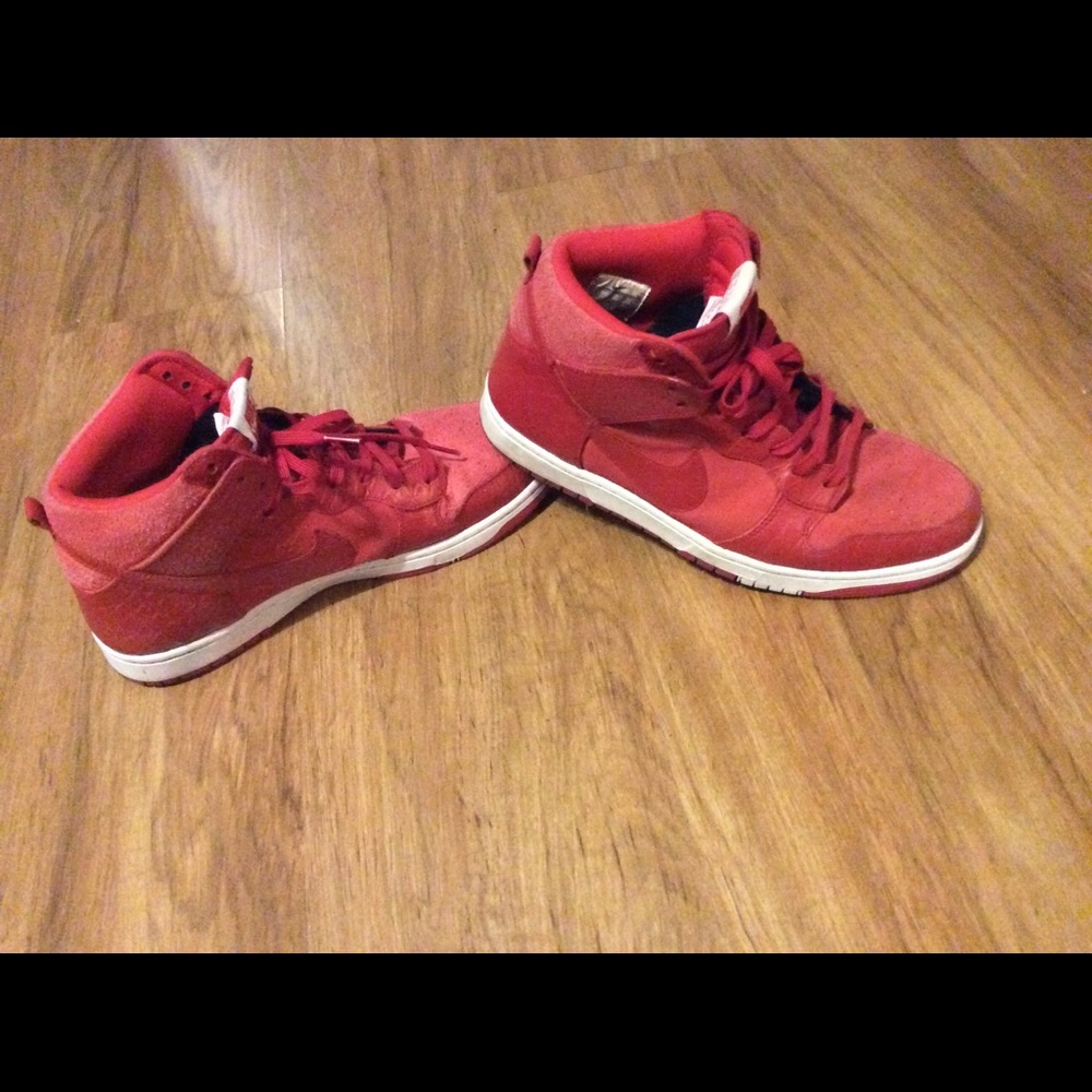 Nike Dunk High CMFT Python Red Size 11 Used No box